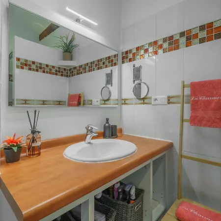 Appartement La Charmerie Duplex Climatise A 5min Du Vieux Port Marseille